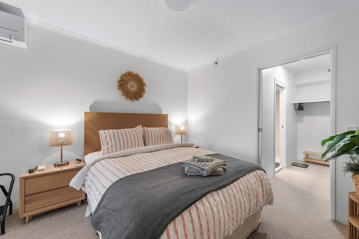 Skyline Stunner 3bed-2bath-1car-views - Cbd * Brisbane