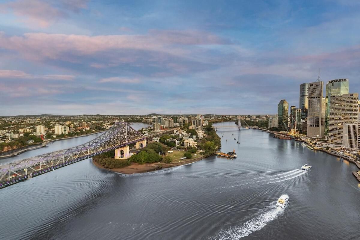 Skyline Stunner 3bed-2bath-1car-views - Cbd * Brisbane