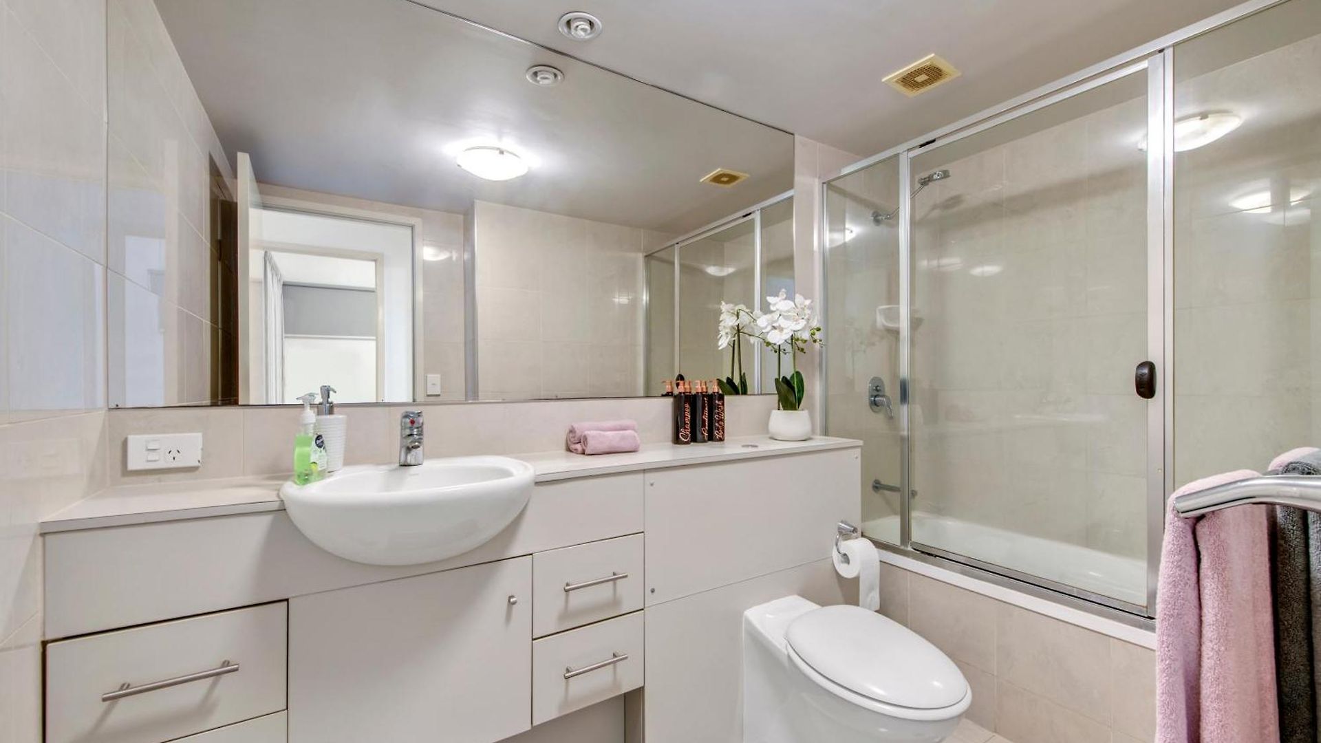 Apartment Wild Luxe Front Escape- 1 Min Walk Southbank Brisbane