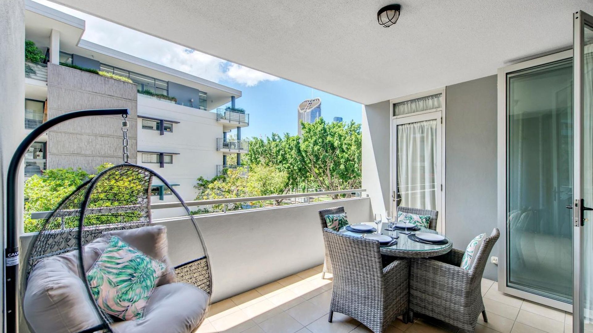 Wild Luxe Front Escape- 1 Min Walk Southbank Brisbane