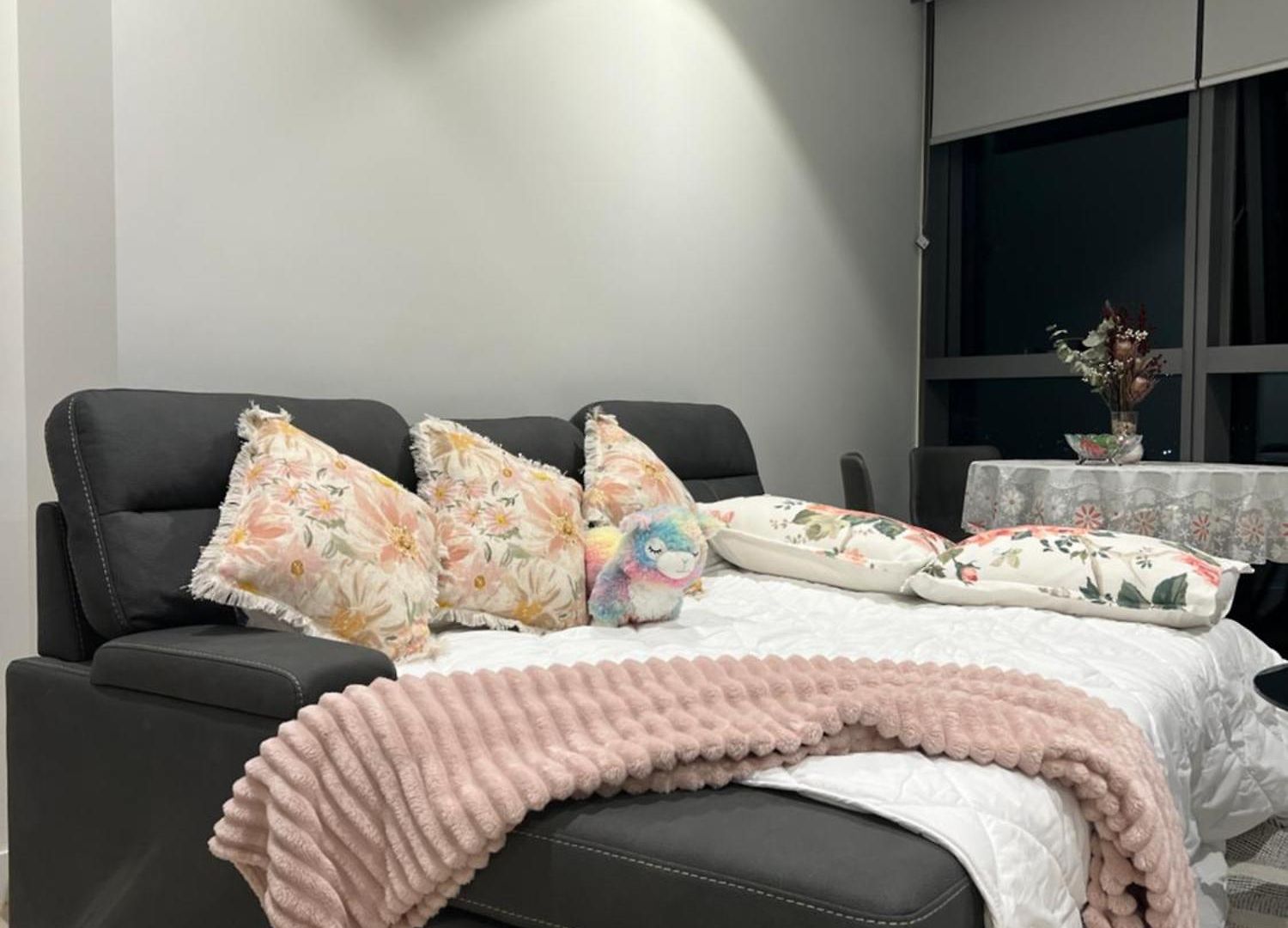 Luxury At Queens Wharf Tower *