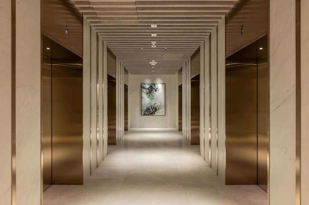 Luxury At Queens Wharf Tower Brisbane