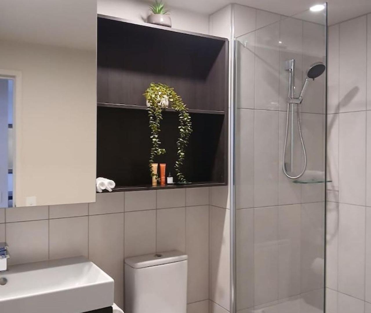 Apartment 1 Bedroom With Stunning Views Heart Of