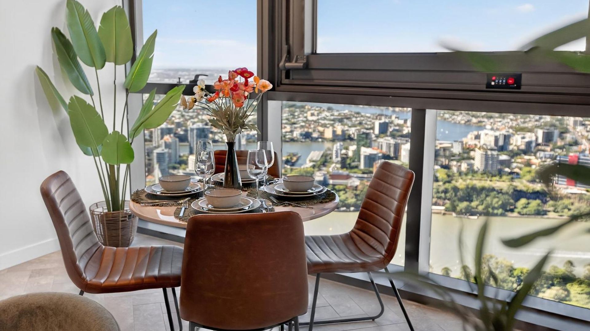 Sky High Zen At Queens Wharf Level 59