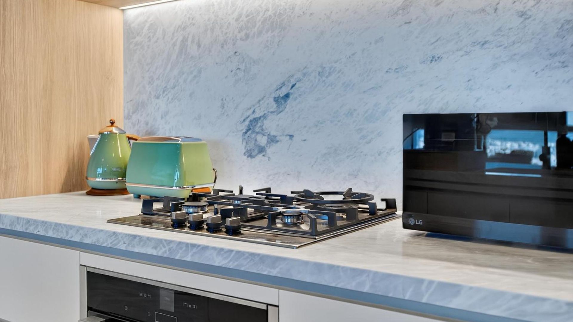 Sky High Zen At Queens Wharf Level 59 Apartment
