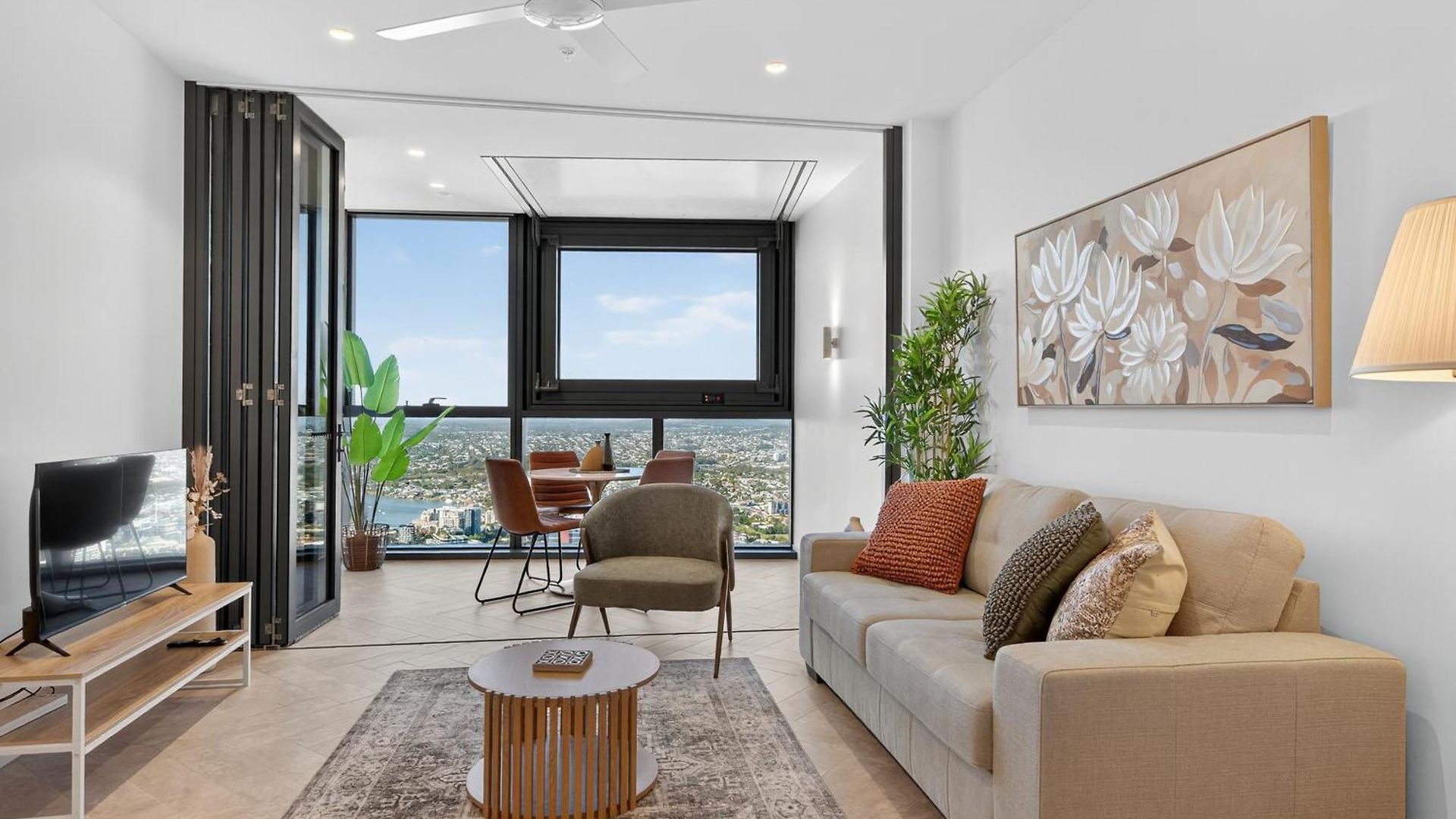 Sky High Zen At Queens Wharf Level 59 Apartment