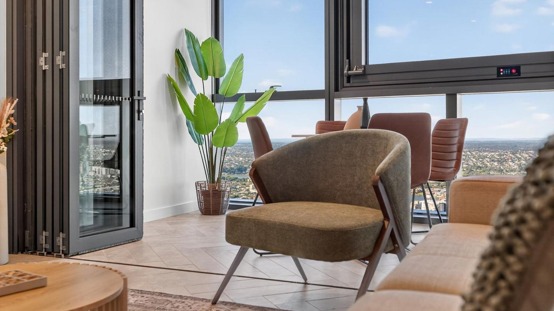 Sky High Zen At Queens Wharf Level 59 *