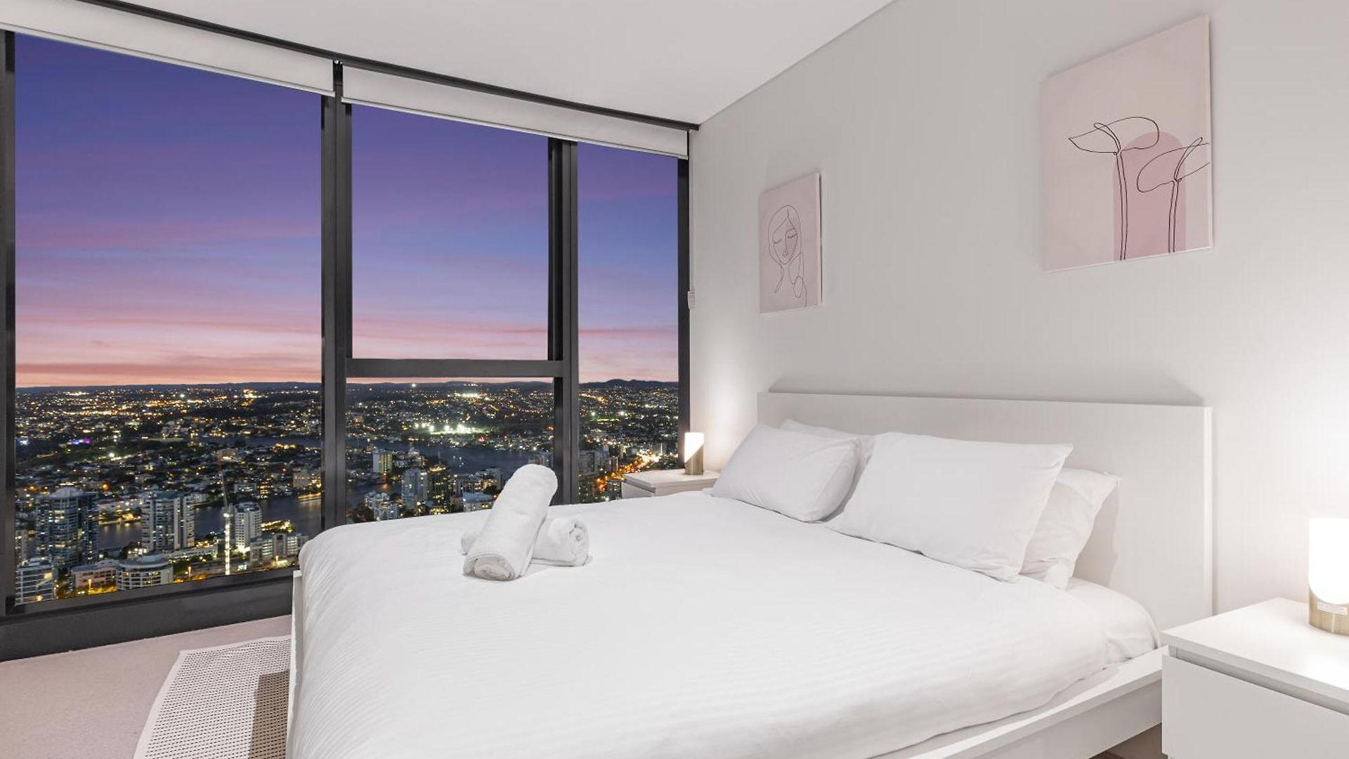 Huge 3bed 3bath Skyhigh View Brisbane