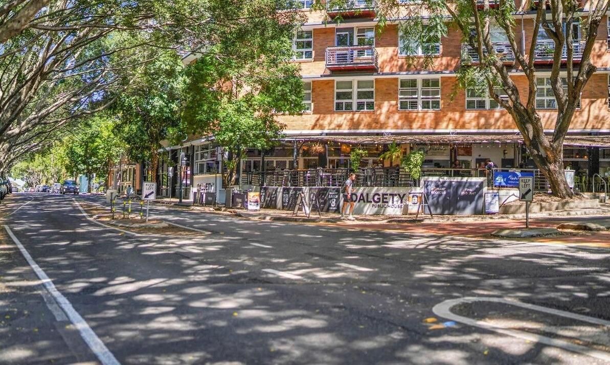 Apartment Trendy Teneriffe - 1bed -1bath - 1car - Balconies