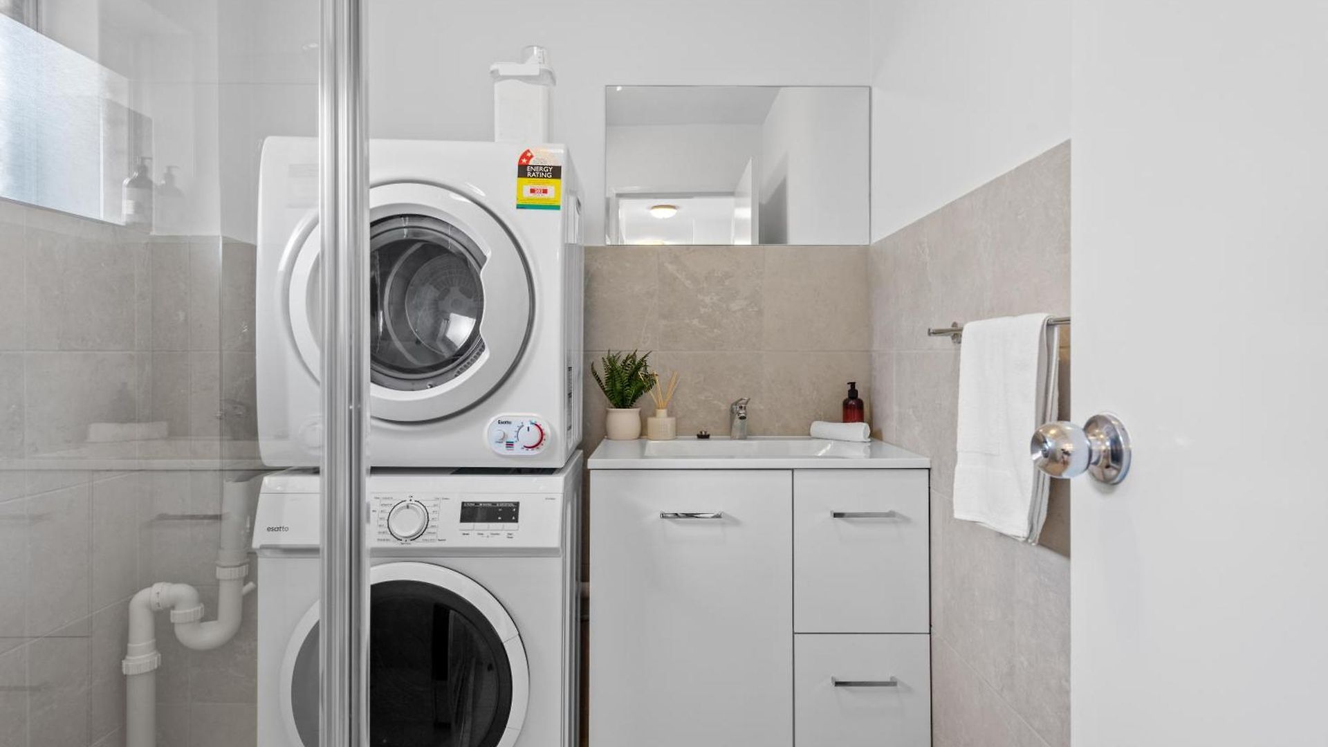 Apartment Stylish And Comfy 2br In Medical District With Parking