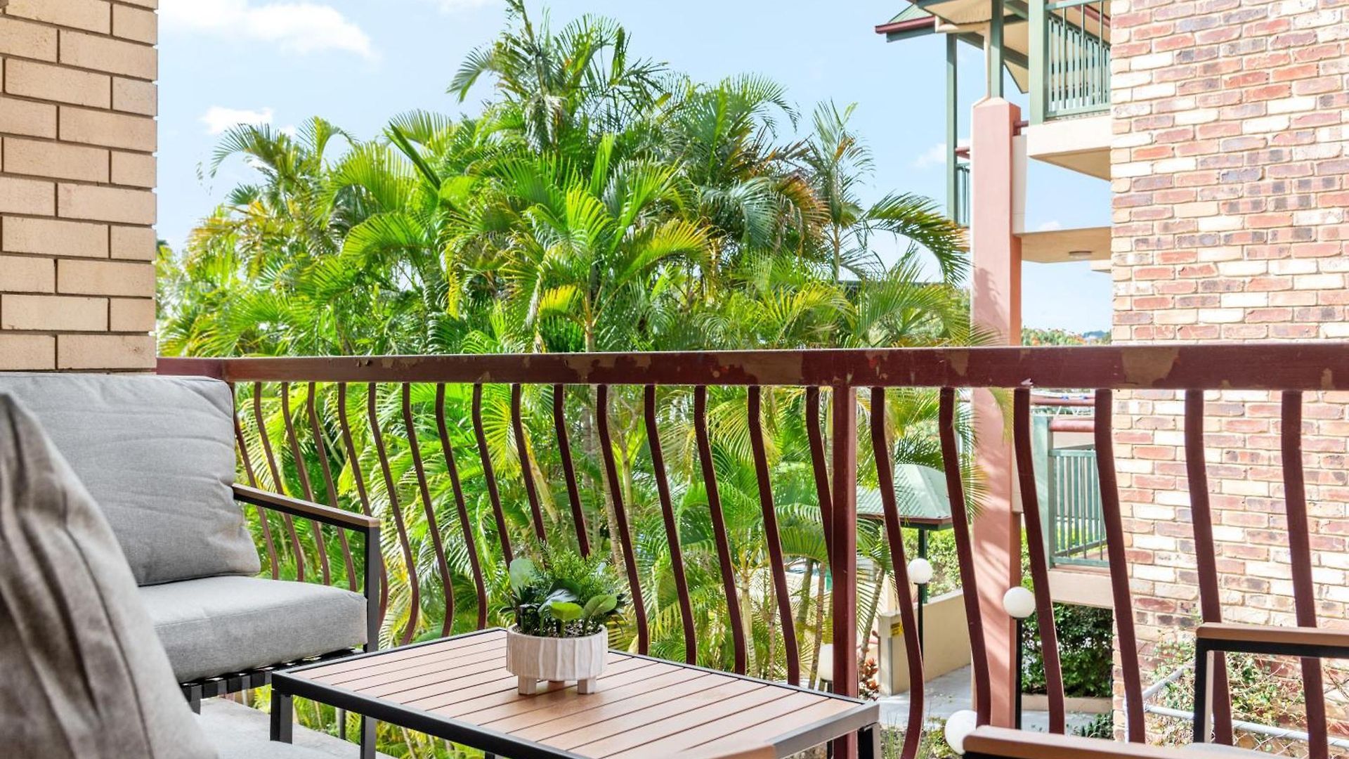 Stylish And Comfy 2br In Medical District With Parking
