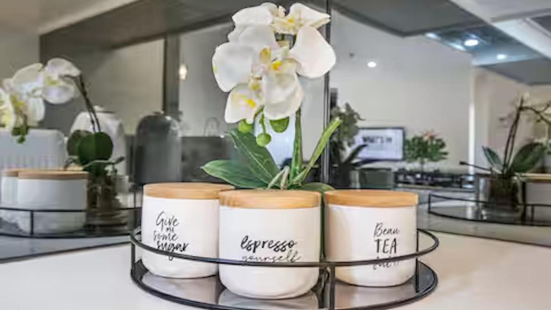 Park Ave Retreat - 3 Carparks, Wifi, Bbq, King Bed * Brisbane
