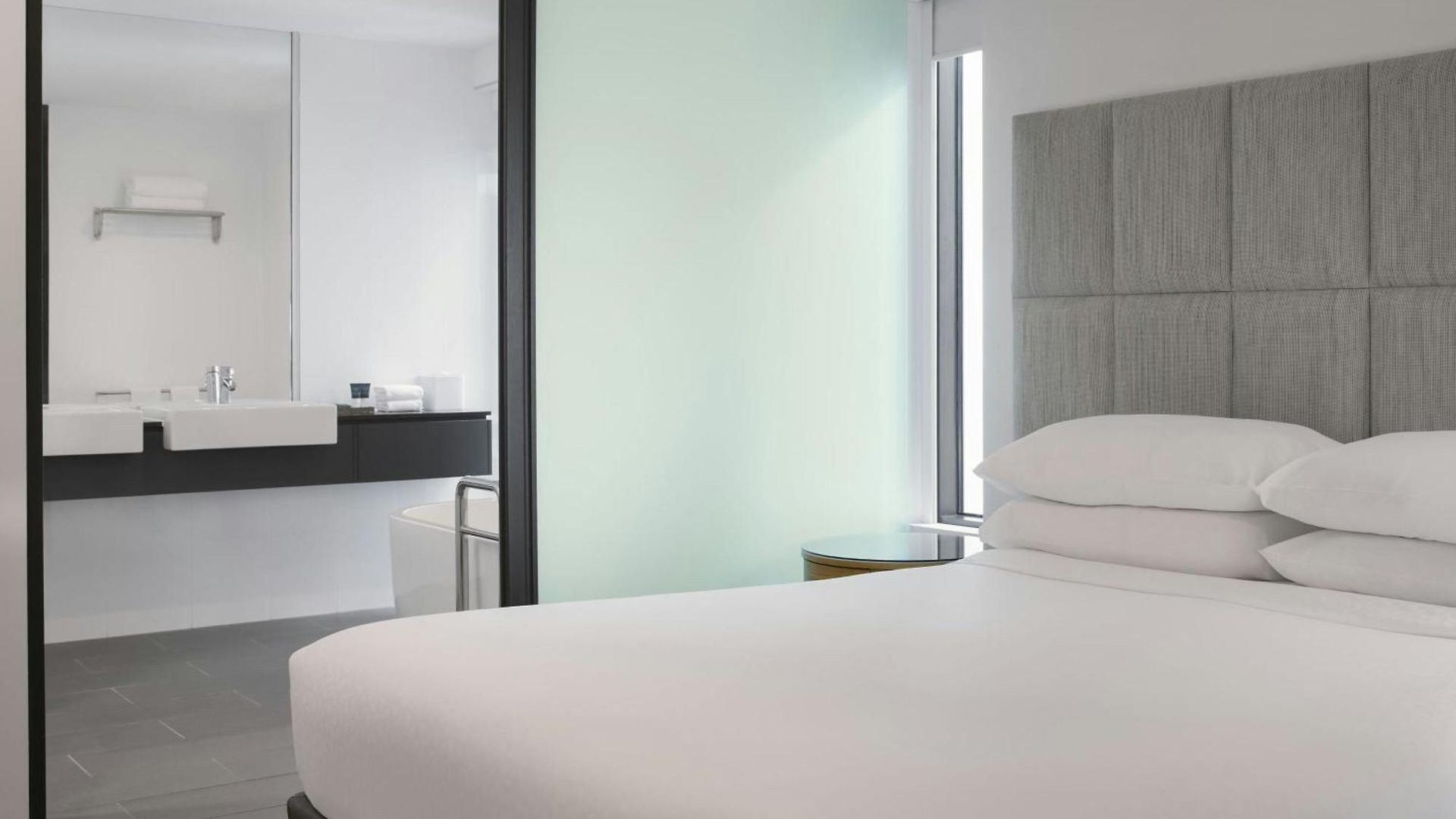 Four Points By Sheraton Hotel