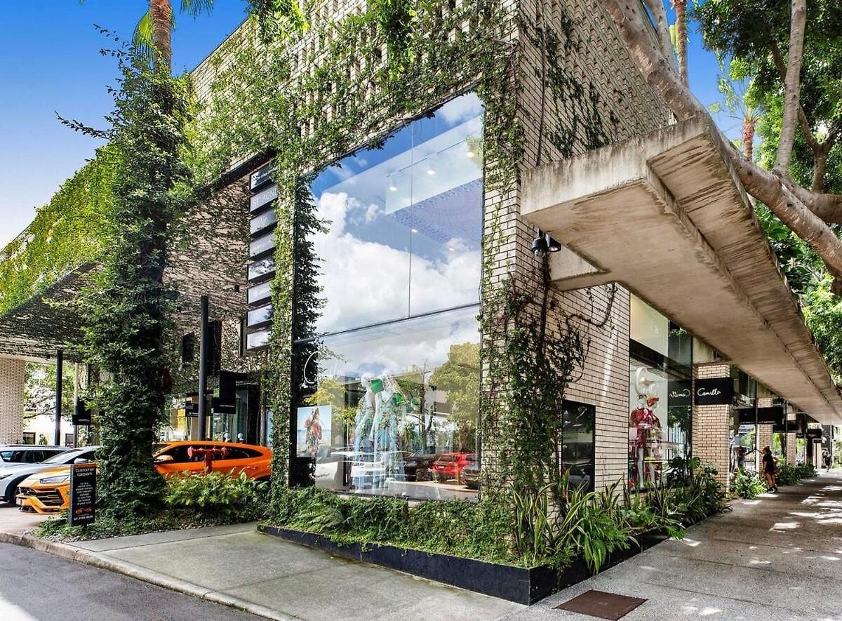 Artful Abode 1bed-1bath-1car - 5 Mins To Cbd Apartment *
