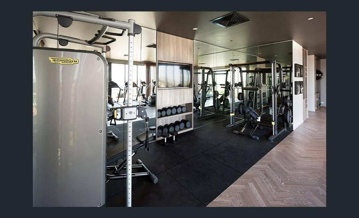 Apartment Stunning & River Views Rooftop Pool Gym *