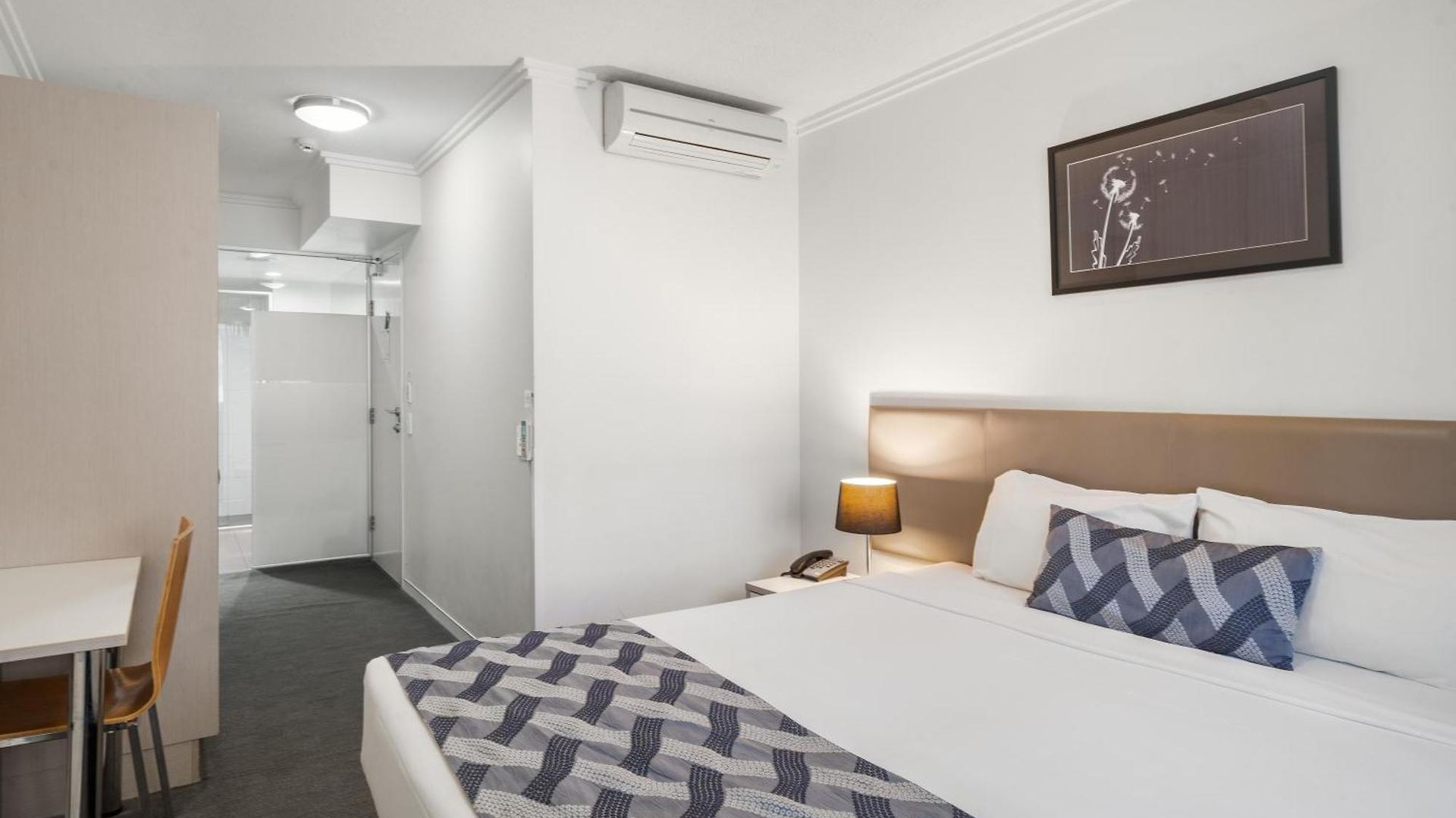 Aparthotel The Capitol 4*