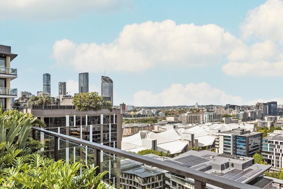 South Bank Sensational - 2bed-2bath-1car-pool Apartment Brisbane