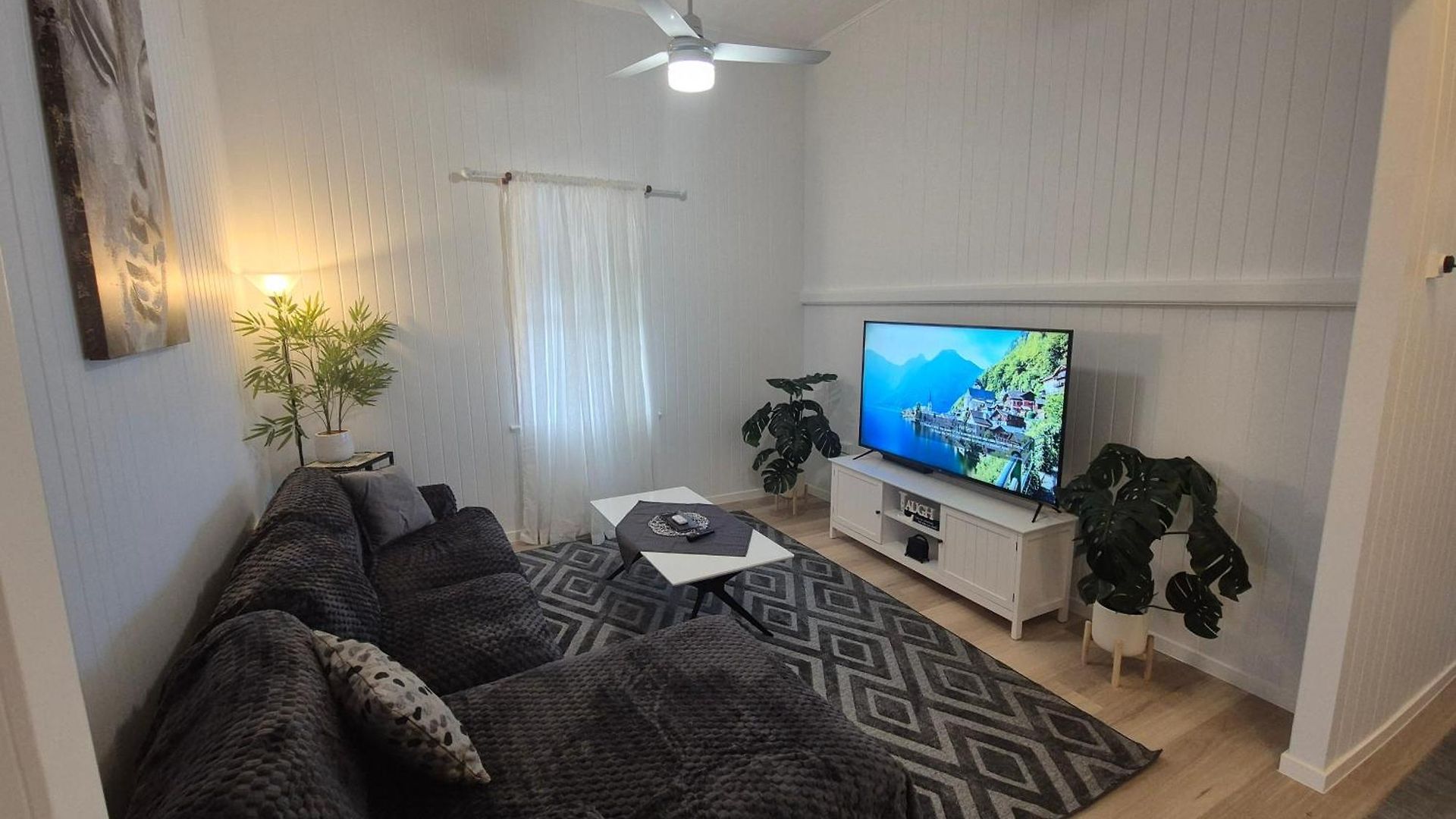 Charming 4bdr Inc Separate Studio, Newly Renovated