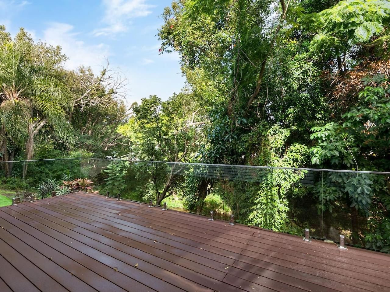 Spacious 4-bedroom Bardon Retreat Across 2 Levels Holiday home Brisbane