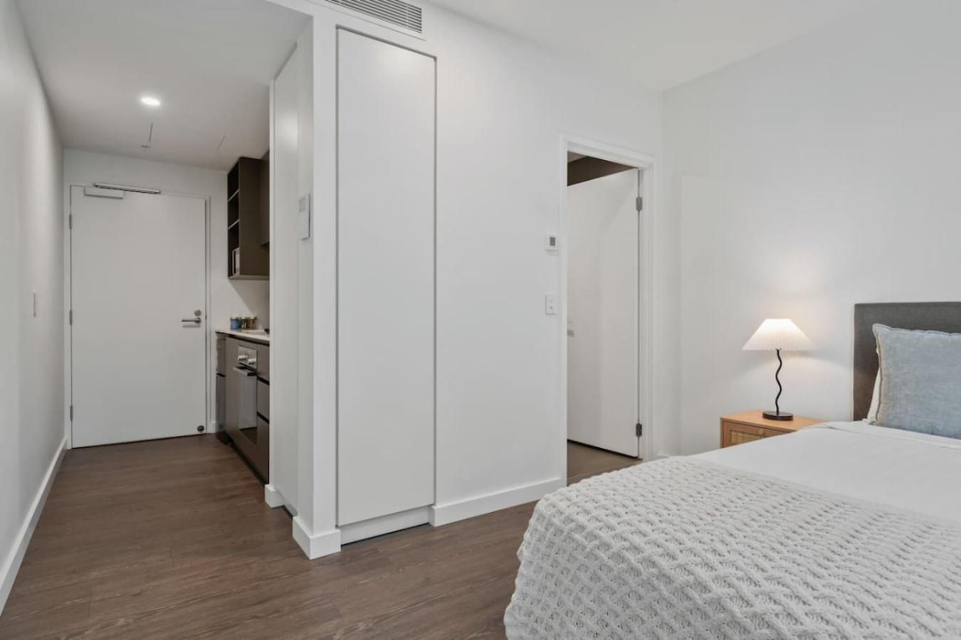 3br Urban For Families And Groups Apartment *