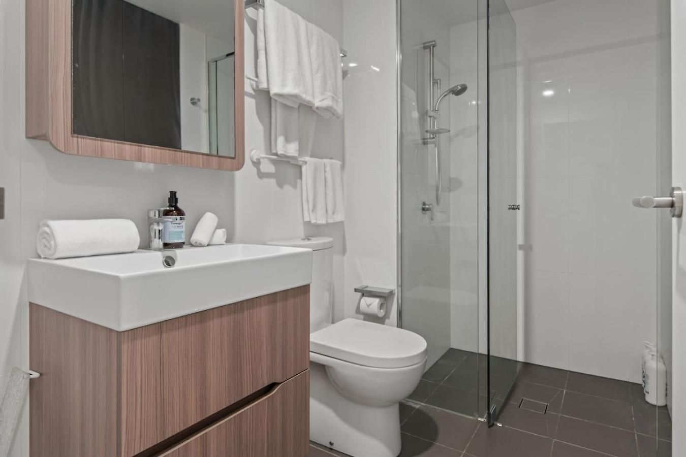 Apartment 3br Urban For Families And Groups Brisbane