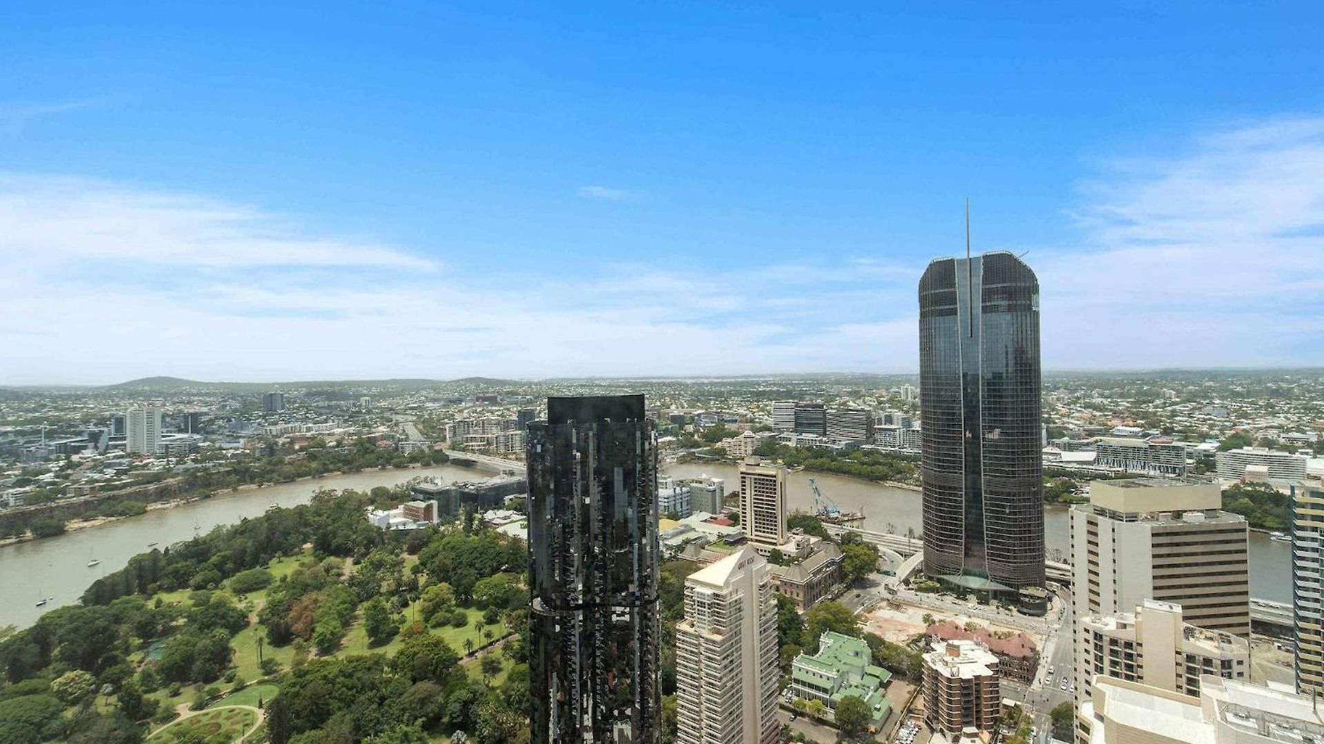 Cbd Luxe Pad Skytower Pool & Gym Apartment