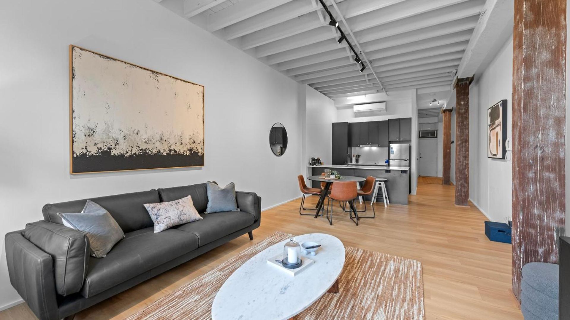 Woolstore Riverfront Teneriffe Apartment