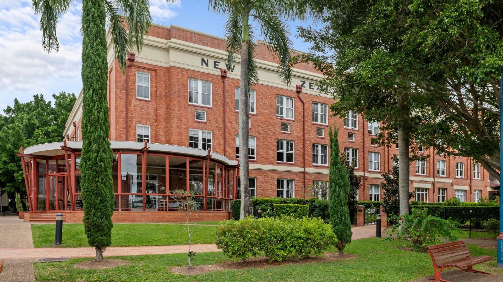 Apartment Woolstore Riverfront Teneriffe Brisbane