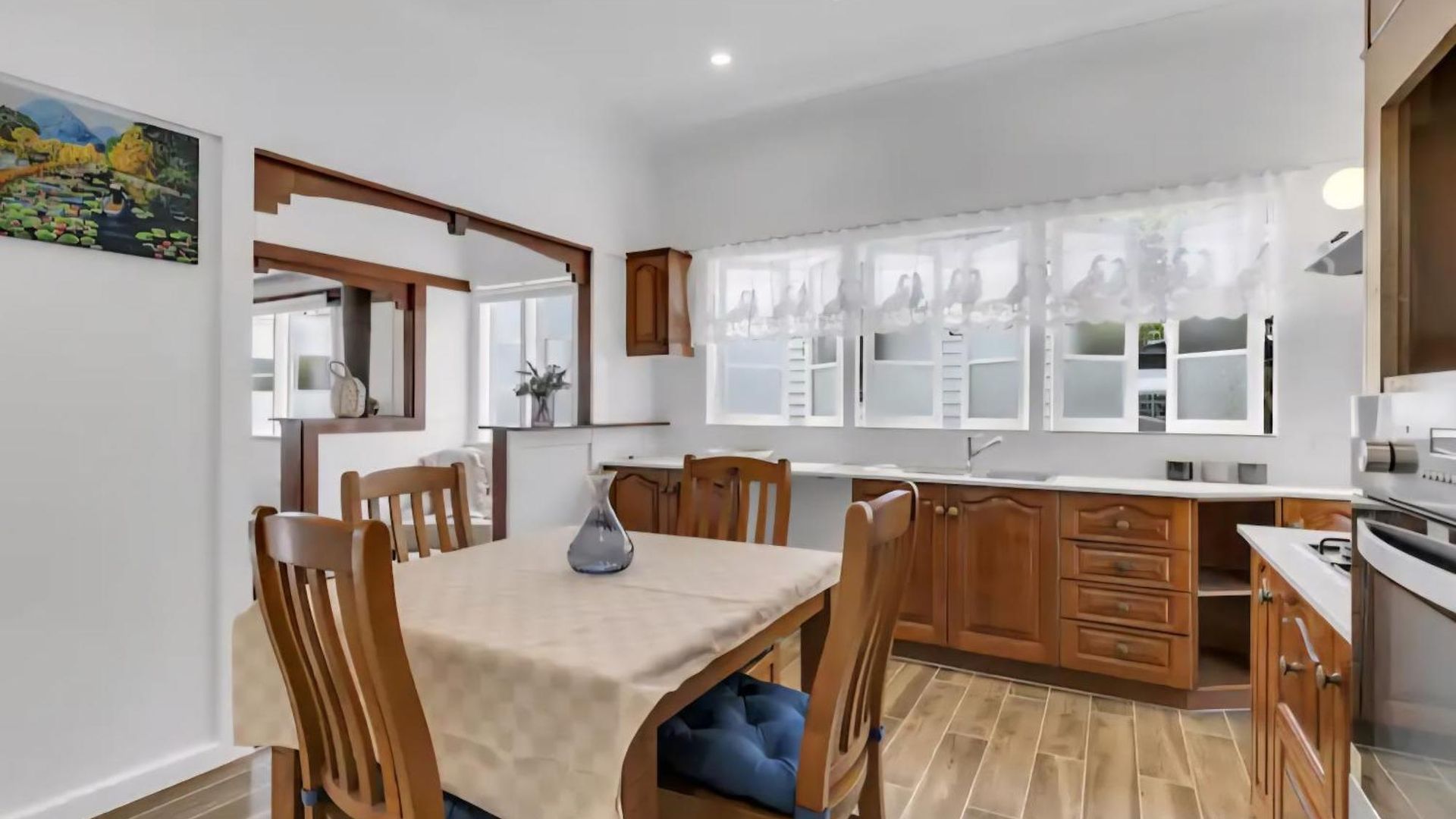 Holiday home 6 Mins To City-stylish Retreat *