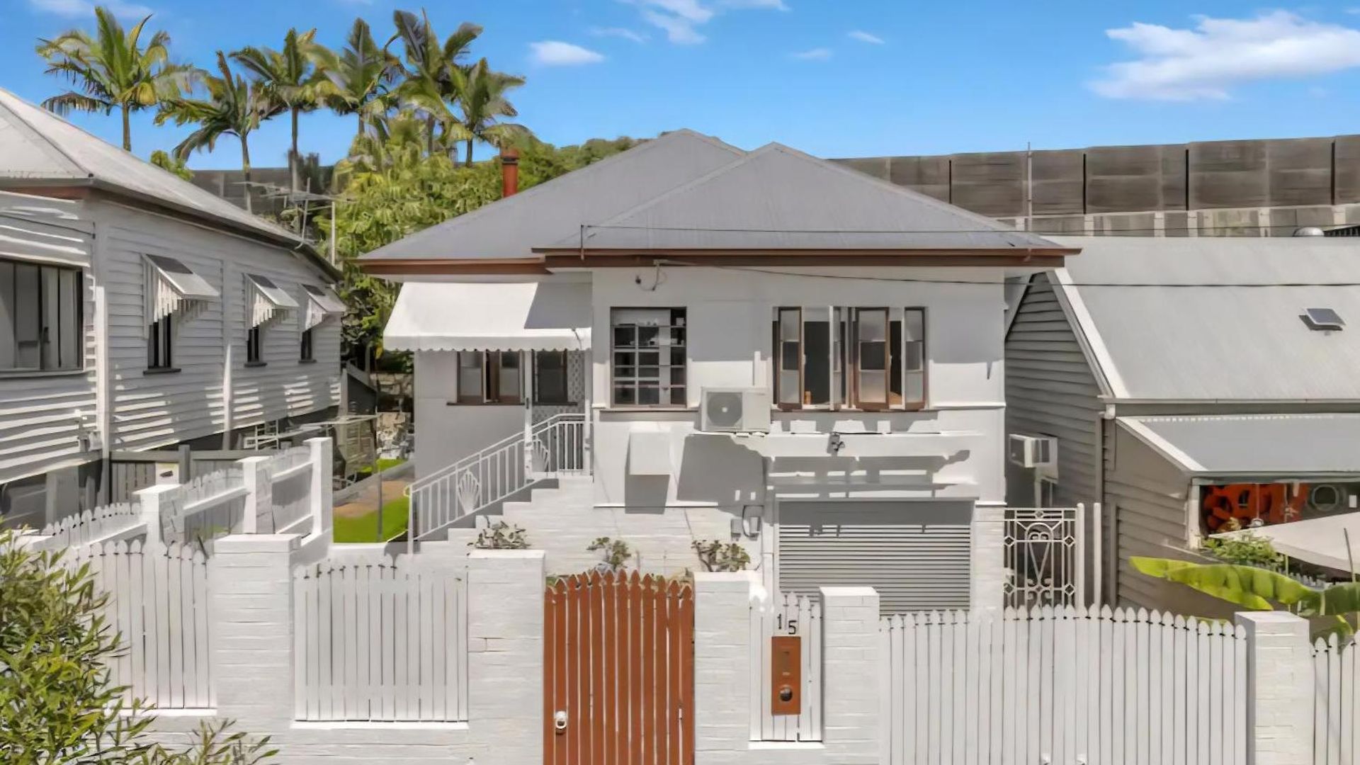 Holiday home 6 Mins To City-stylish Retreat Brisbane
