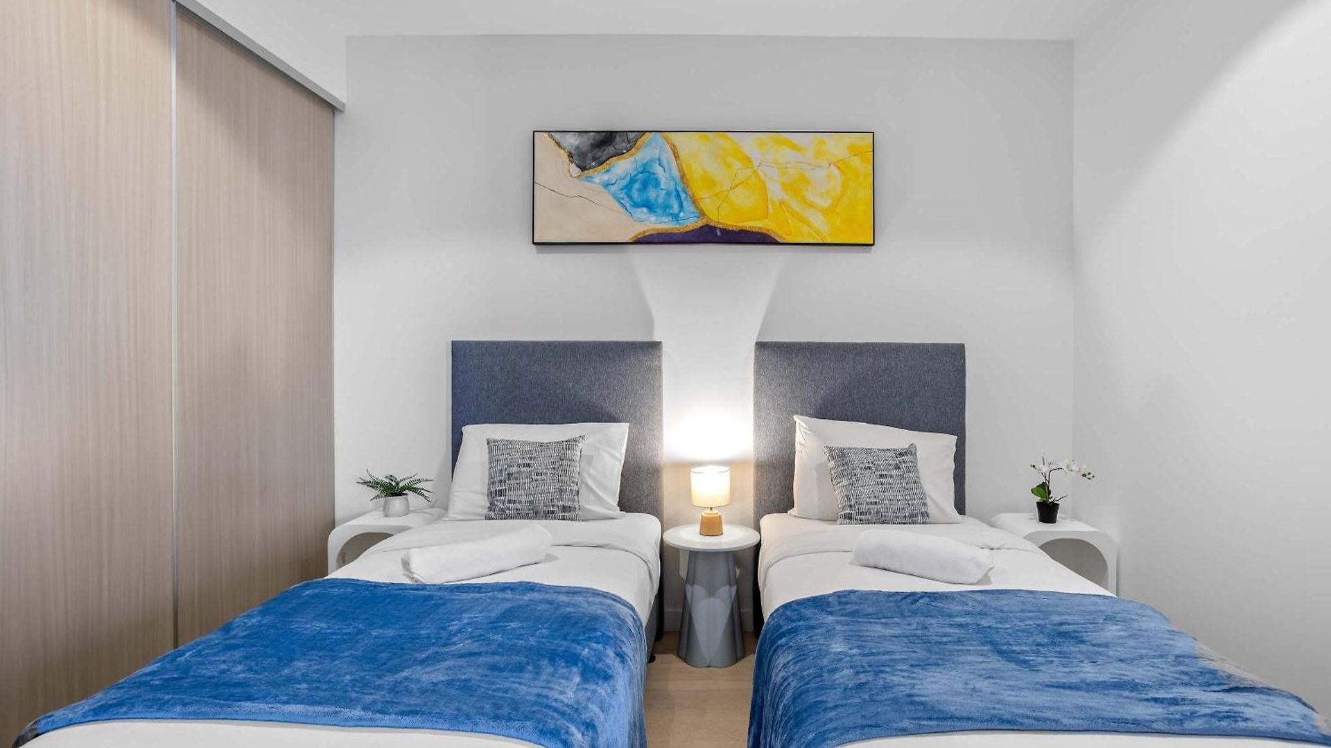 Your Qw Escape - Pool Gym & Stunning Sky View Apartment Brisbane