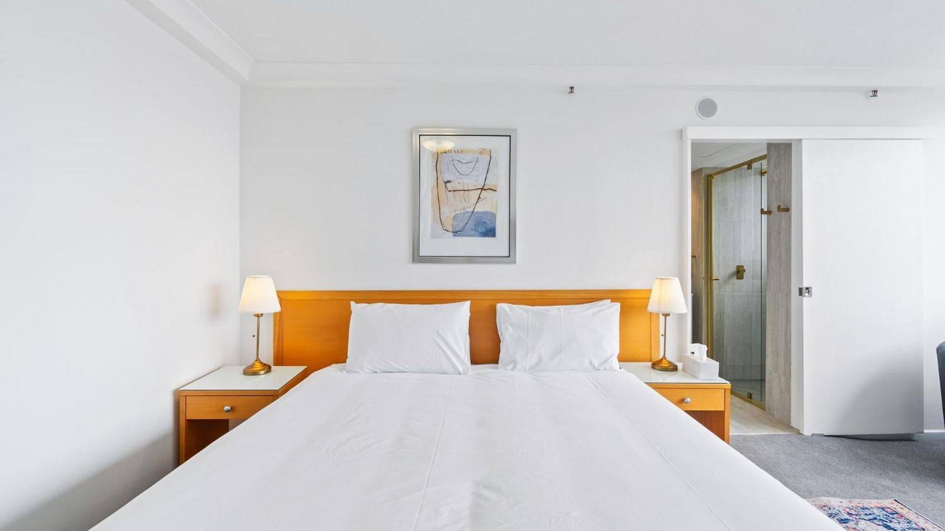 Apartment Stylish In The Heart Of Brisbane