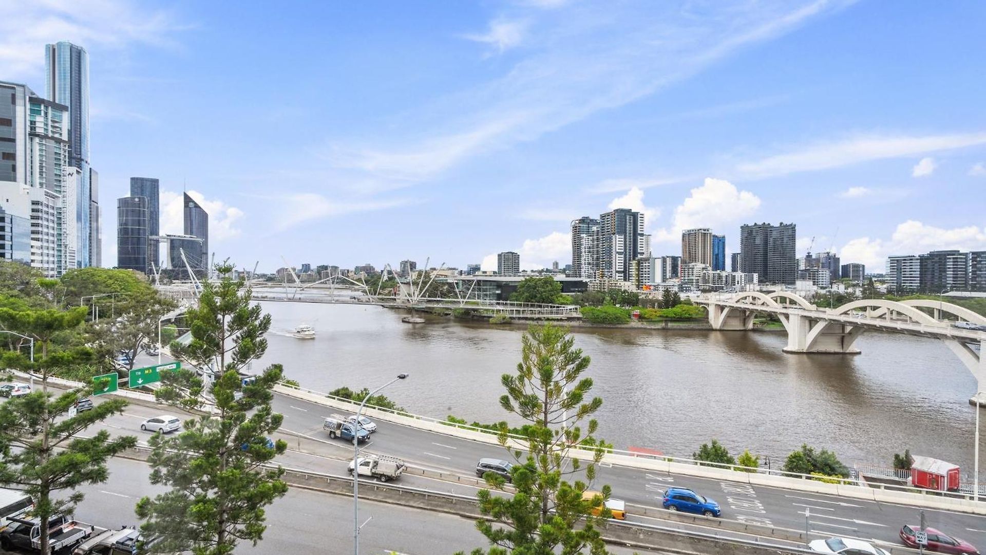 Stylish In The Heart Of Apartment Brisbane