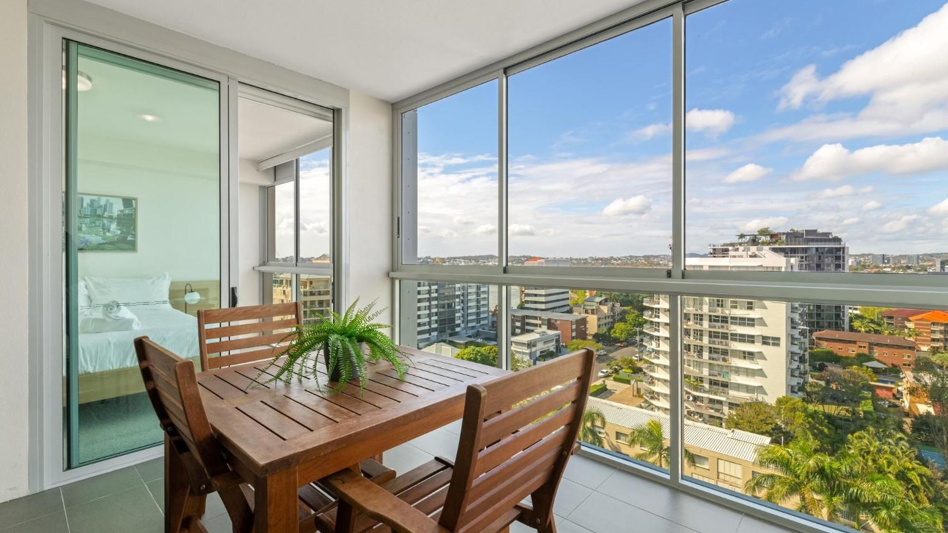 Kangaroo Point 2-bed Flat With Gym & Pool Brisbane