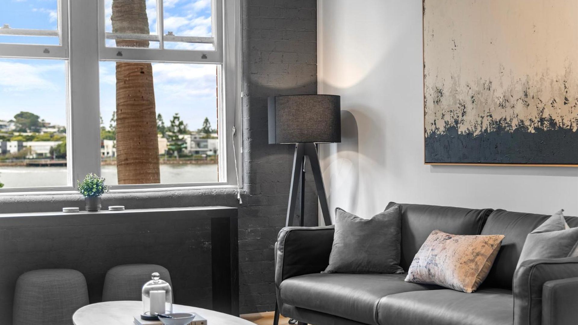 Woolstore Riverfront Teneriffe * Brisbane