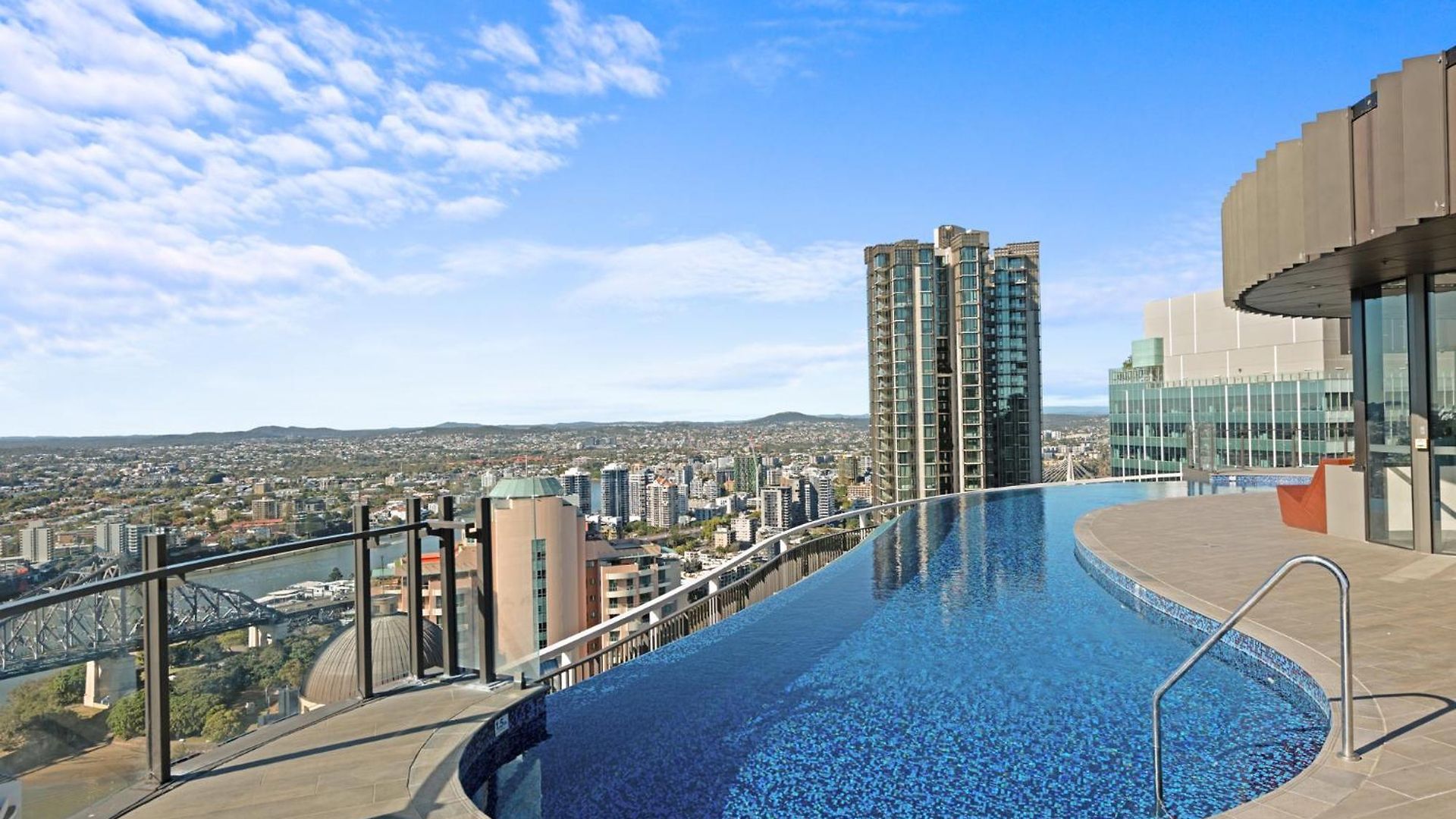 Spire Residences Apartment Brisbane