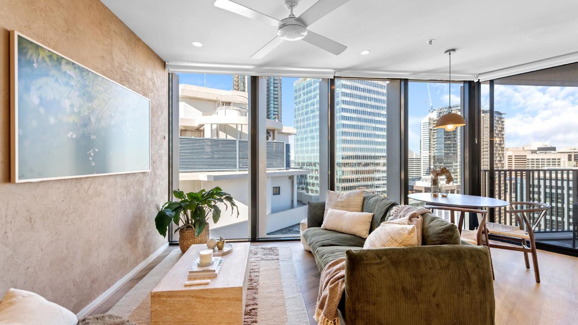 Apartment Spire Residences