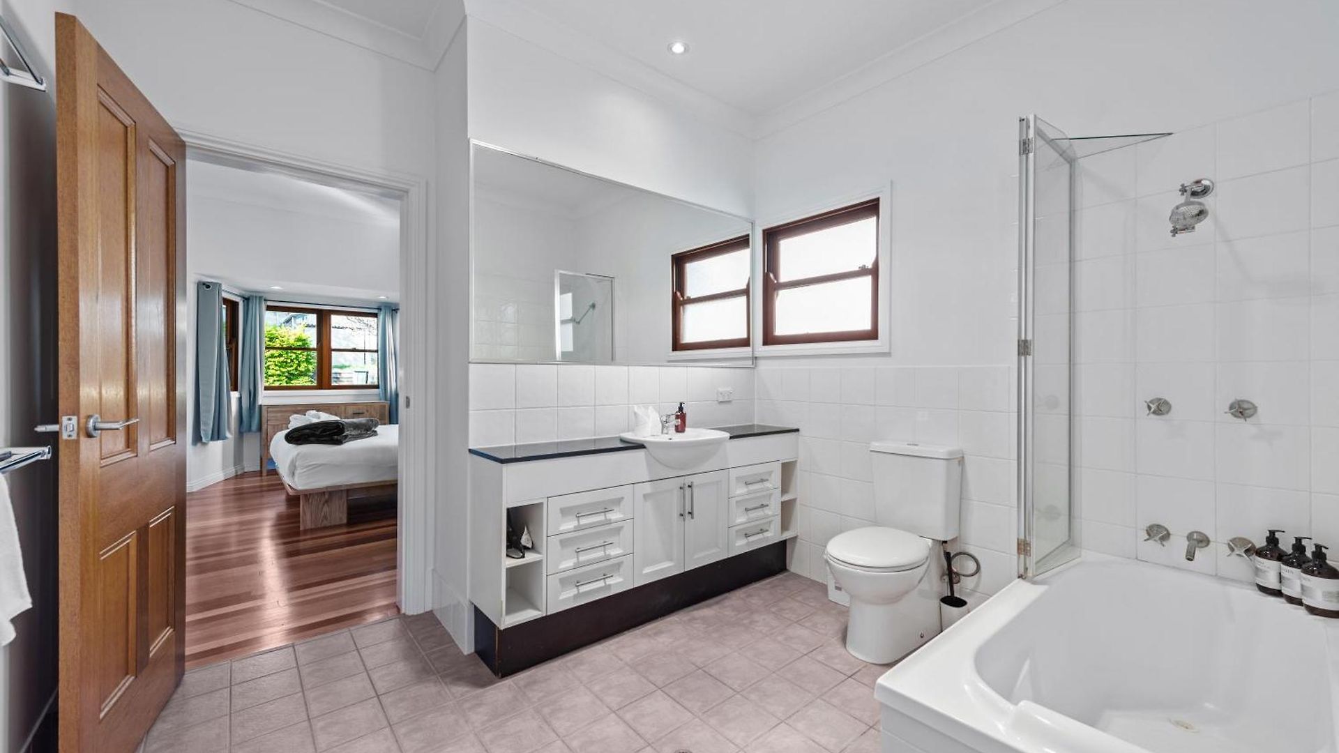 Apartment Gargoyle House - Spacious West End With Yard Brisbane