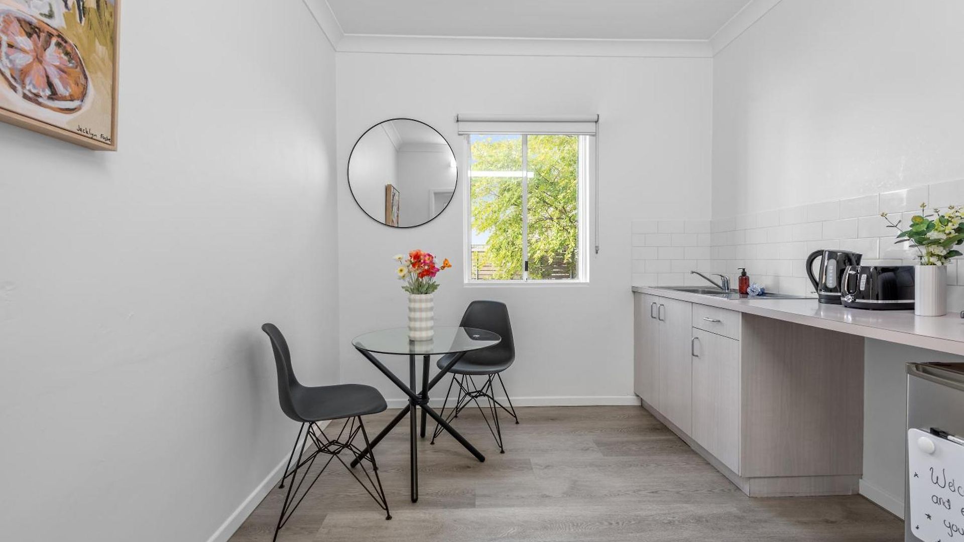 Stylish Centre - Short Walk To Hosp *