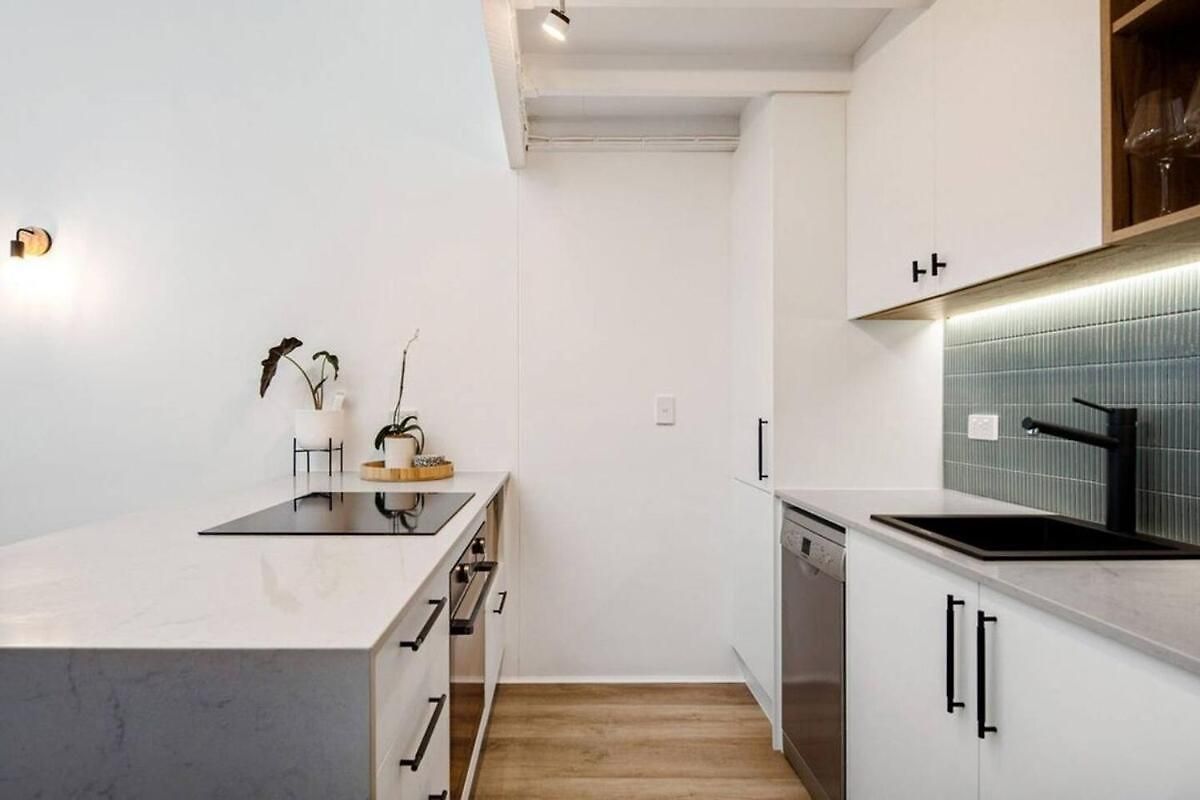 Woolstore Style - 2bed-2bath-1car - Teneriffe Apartment