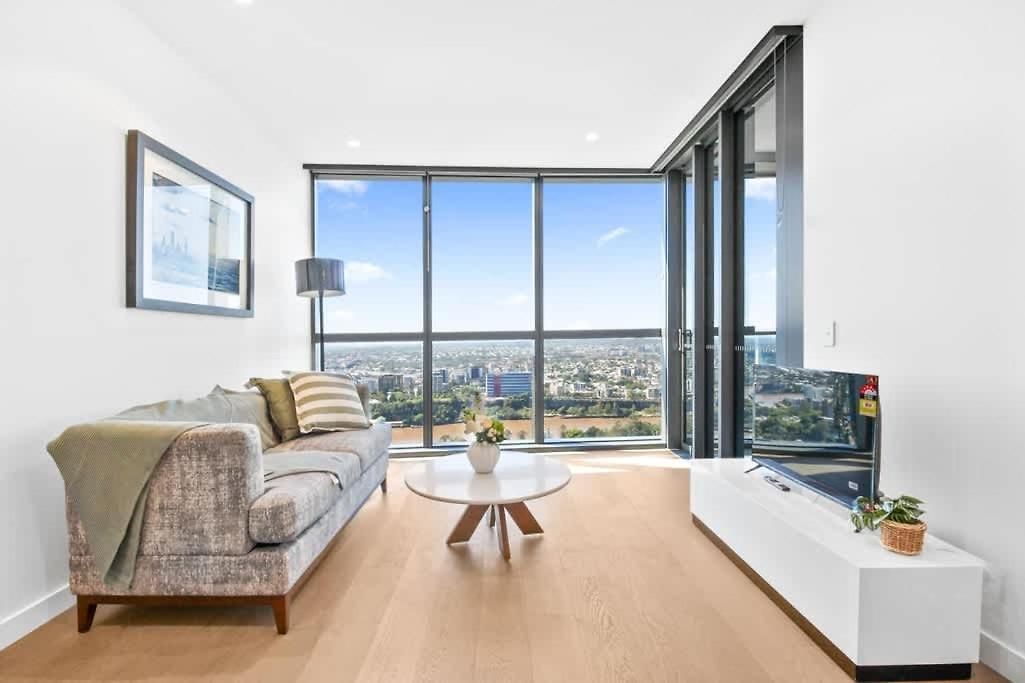 Beautiful Cbd High Rise At Queens Wharf Brisbane