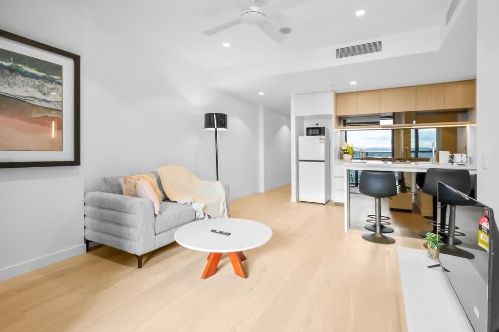 35th Floor Cbd Luxury At Queens Wharf Apartment