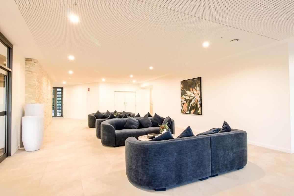 35th Floor Cbd Luxury At Queens Wharf Apartment