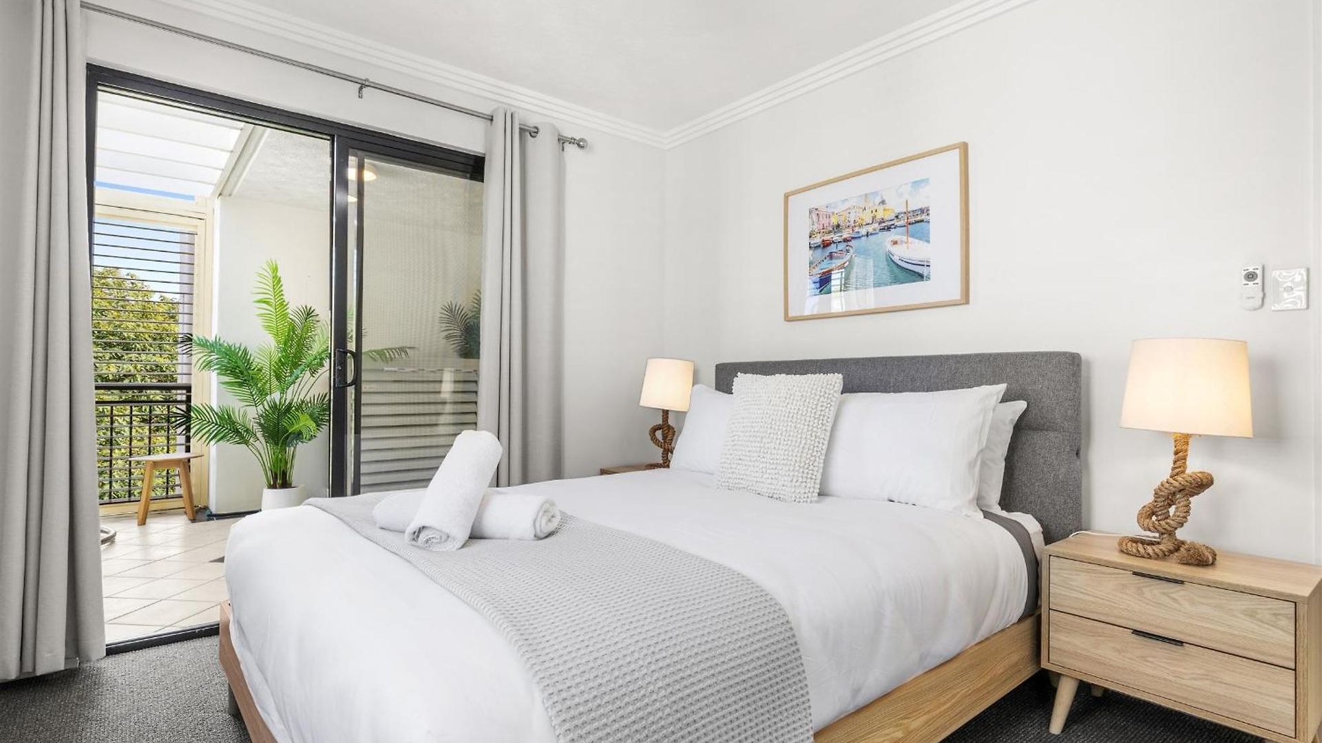 Oxlade Luxury Riverfront Brisbane