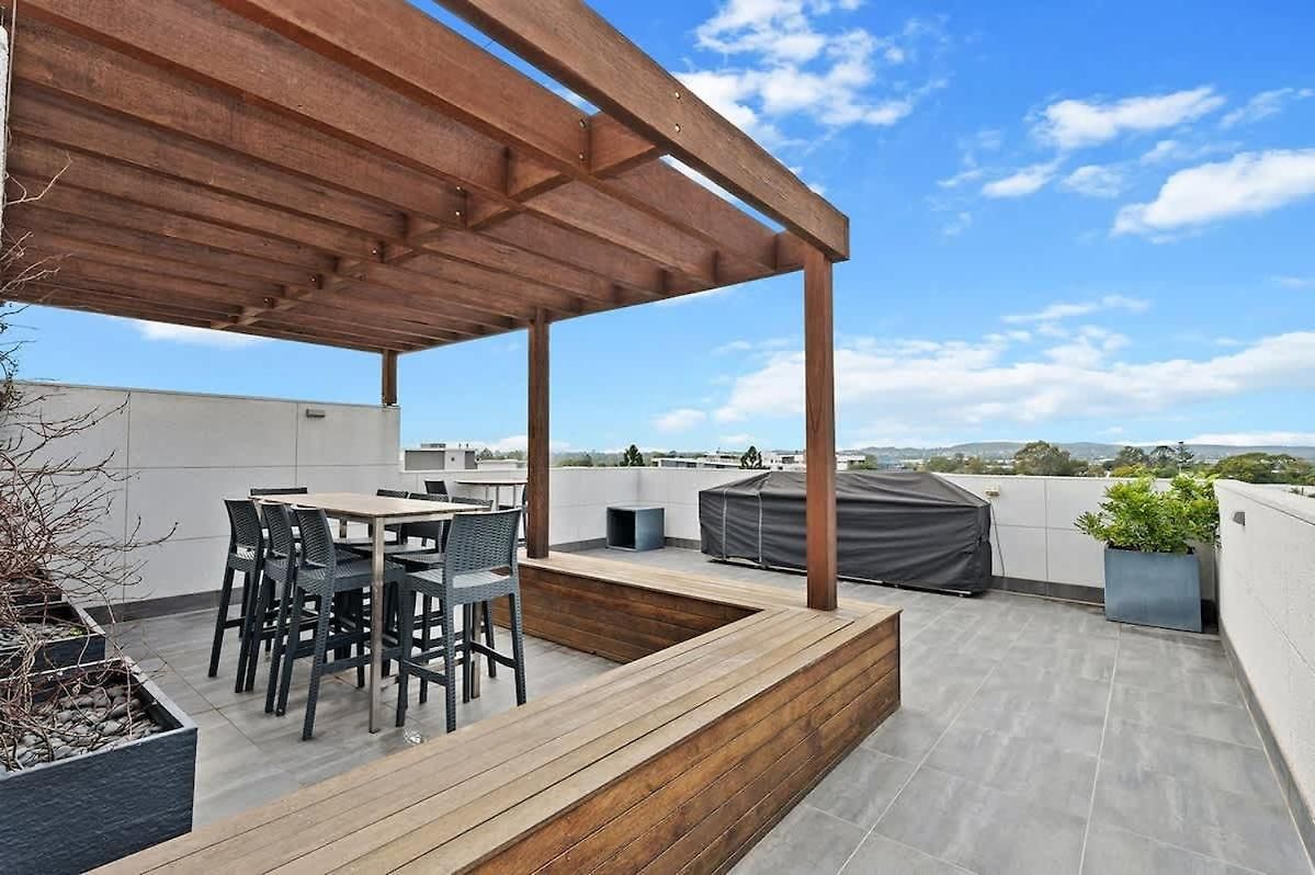Modern 2beds 2baths At Sherwood With Paking Apartment Brisbane