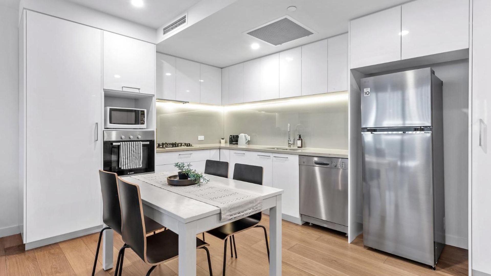 South Bank Sleek - 1bed-1bath-1car-balcony Brisbane