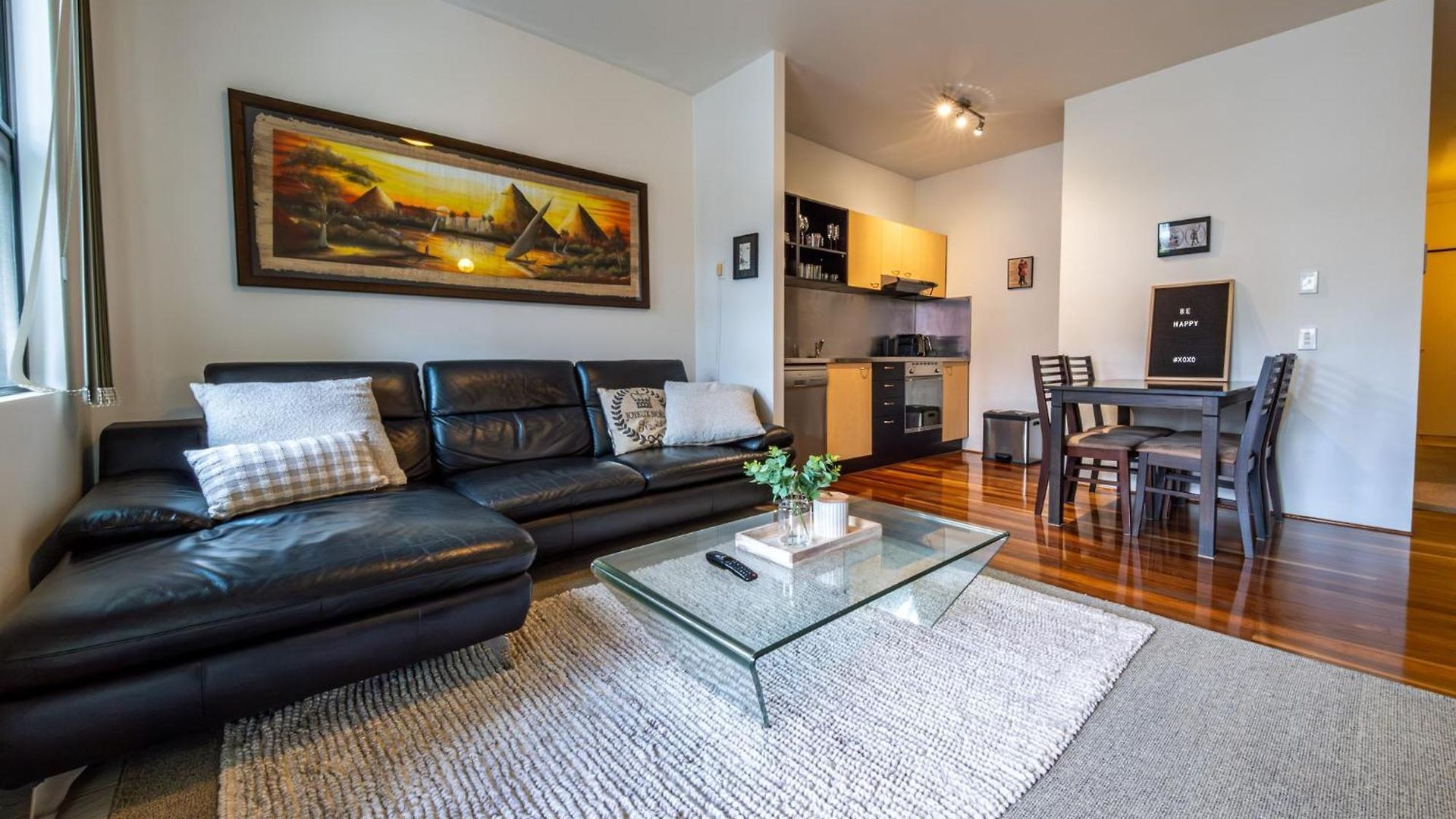 Teneriffe Executive Apartment *