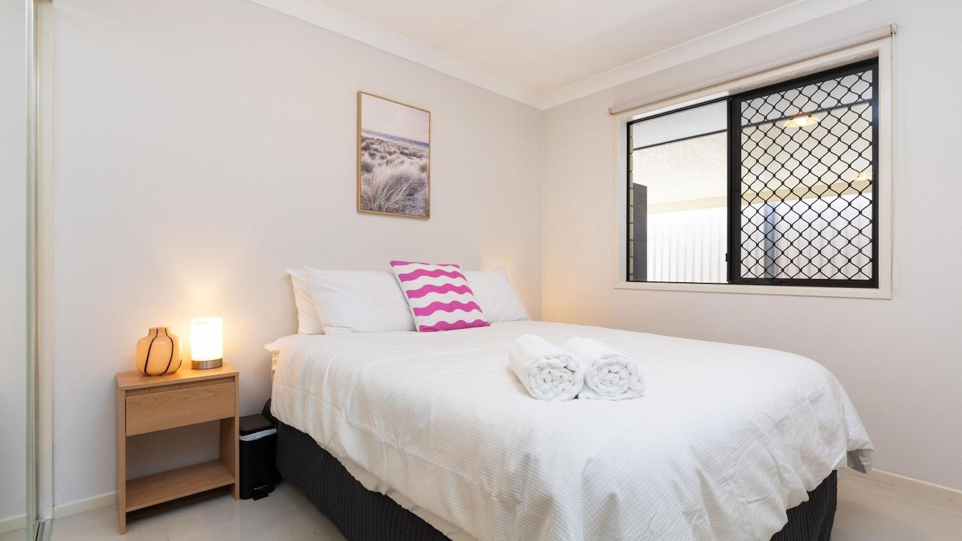 Apartment Smart Self Check-in - S Stockport *