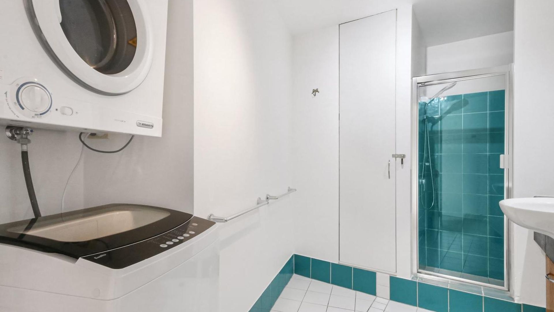 Spacious 1 Bedroom In Teneriffe * Brisbane