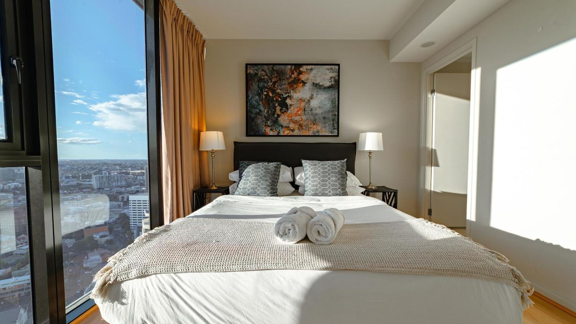 Apartment Lux 35th Floor 2br 2bath, Infinity Pool, Gym, Wifi